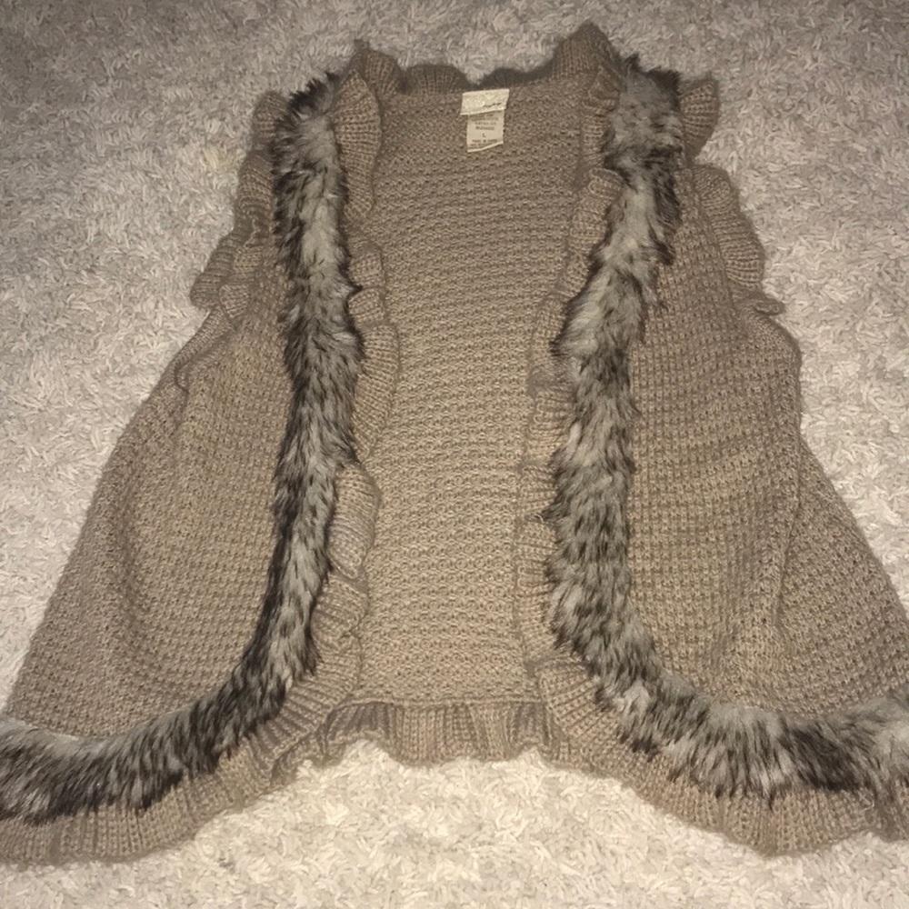 Fur vest